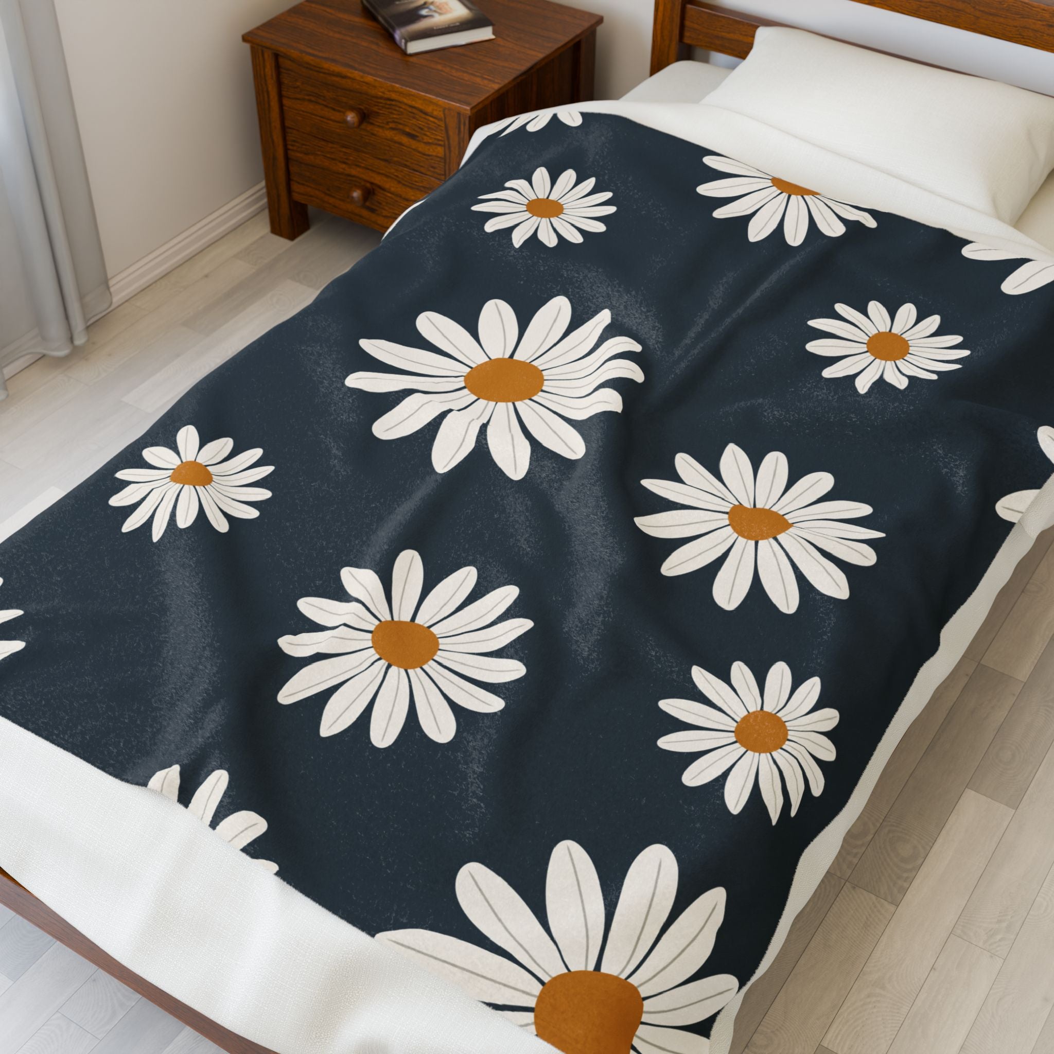 Cozy Floral Velveteen Blanket, Soft Throw Blanket for Home Decor, Perfect Gift for Relaxation, Boho Style, Ideal for All Seasons