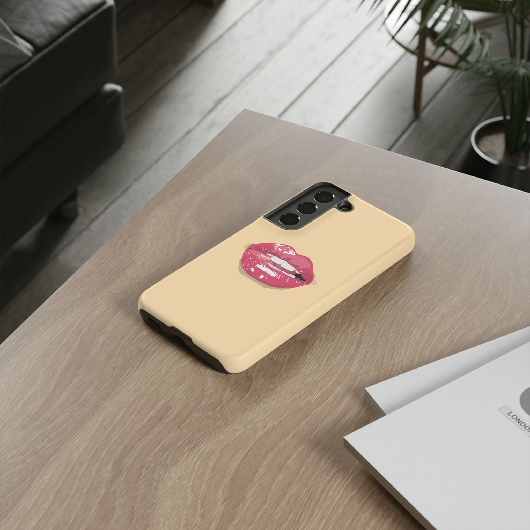 Stylish Phone Case with Lip Print, Trendy Mobile Cover, Fashion Accessory, Gift for Her, Cute Cell Phone Case